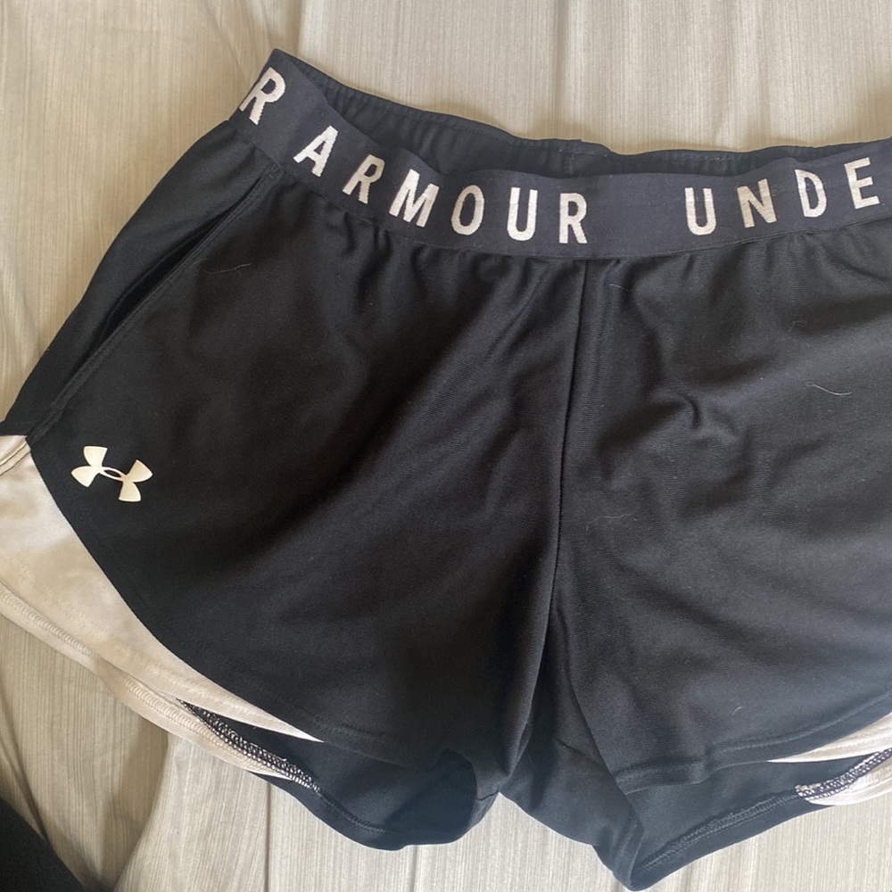 Under armour black shorts